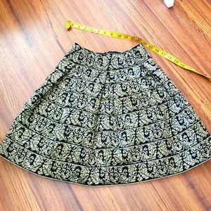 EUC English Rose A line Miniskirt, black and gold